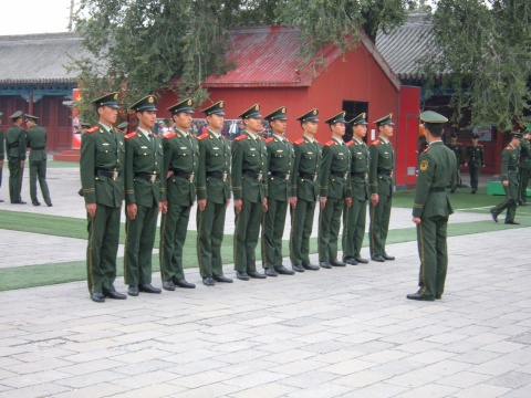 Chińscy policjanci zagranicą