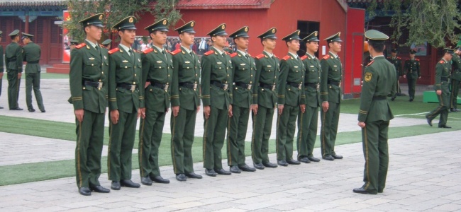 Chińscy policjanci zagranicą