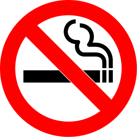Palenie w miejscach publicznych nadal na wysokim poziomie
